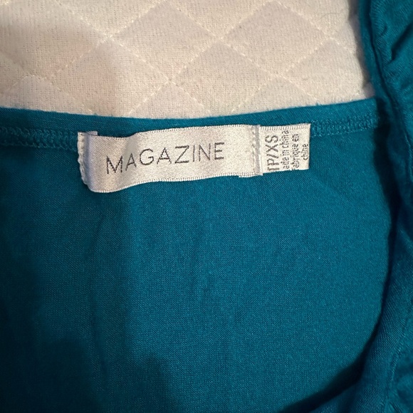 Teal color halter top - Picture 2 of 2